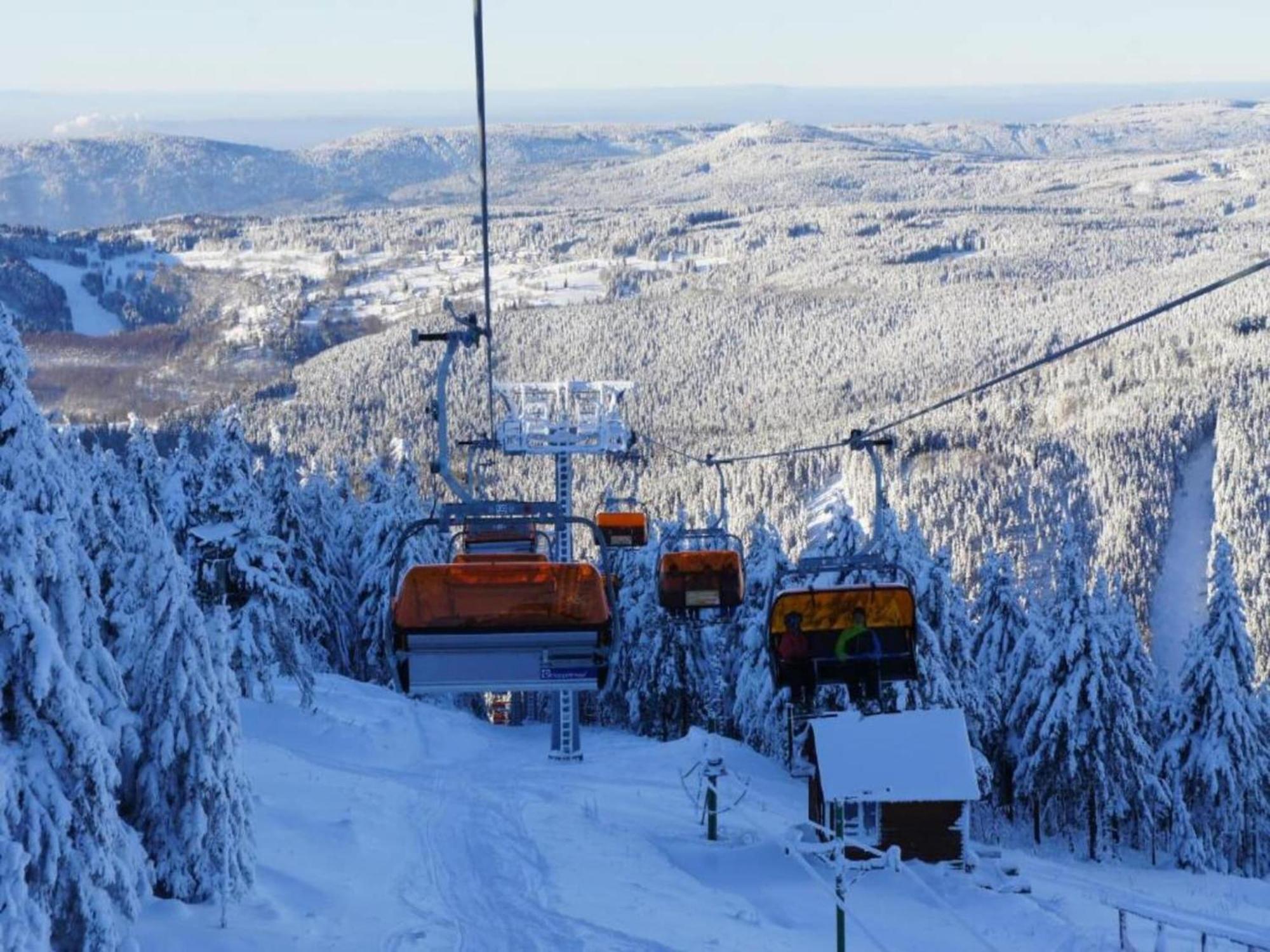 Snug Apartment In Jachymov Near Ski Area Εξωτερικό φωτογραφία